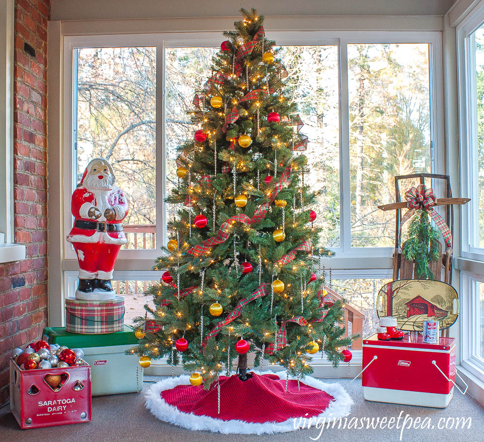 A Very Vintage Christmas on the Porch - Sweet Pea