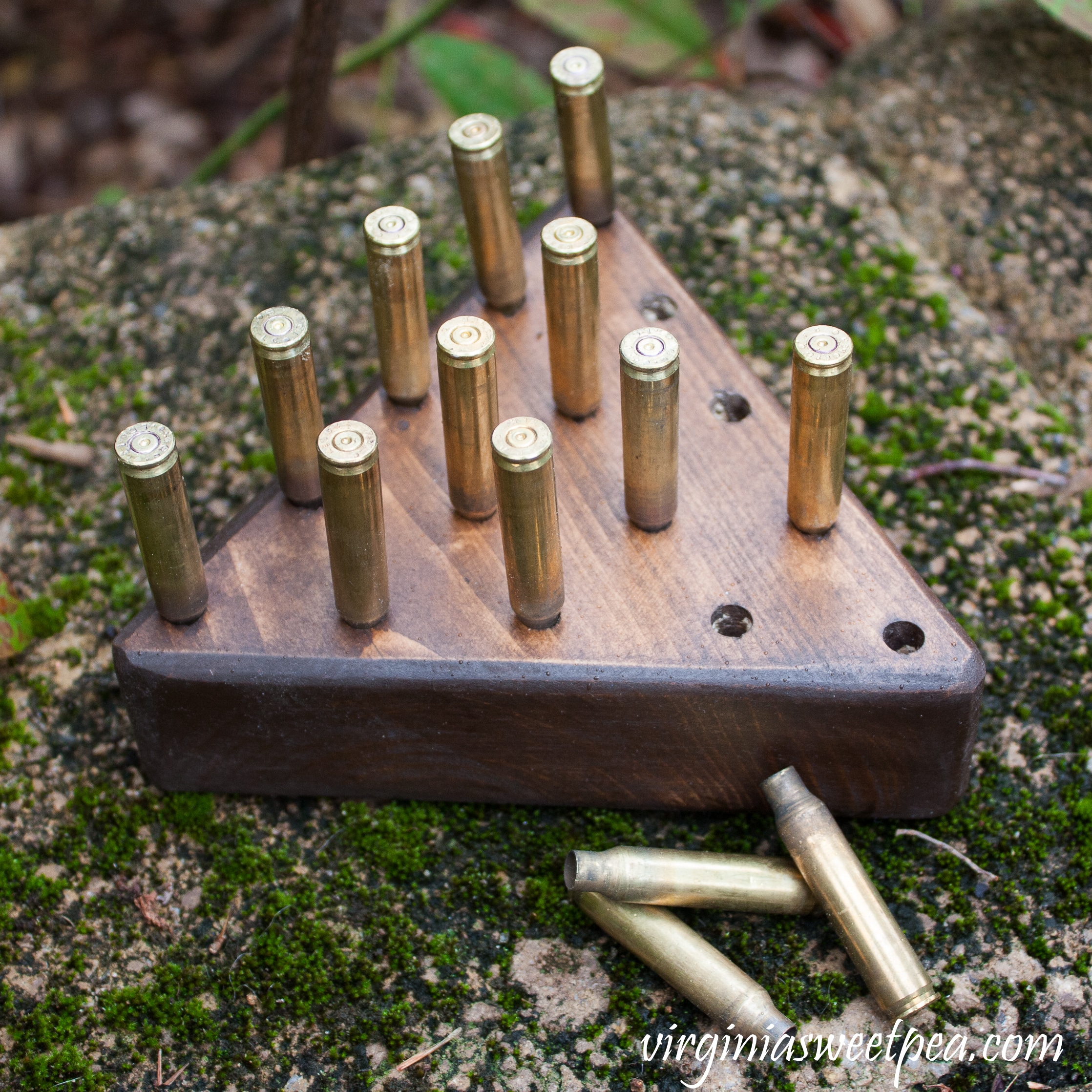 Bullet Flower Boutonniere in Casing