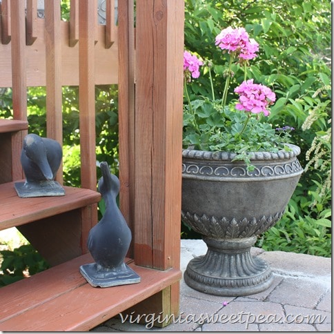 Virginia Metalcrafter ducks welcome guests.  
